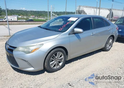 2015 Toyota Camry Se z USA, uszkodzony, nr VIN 4T1BF1FK4FU094502